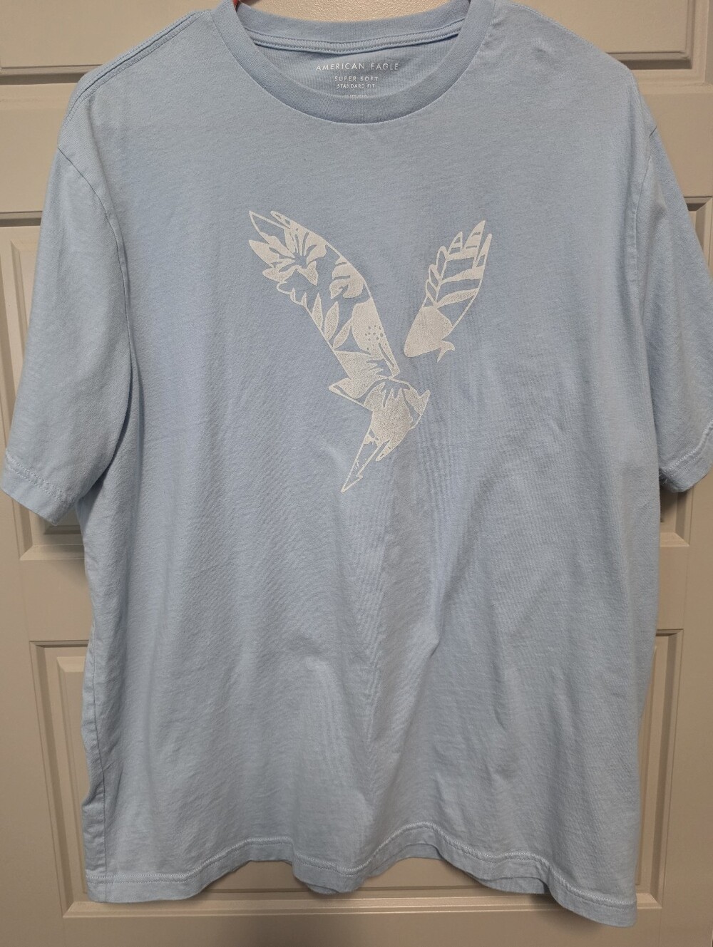 American Eagle Outfitters Graphic Tee
